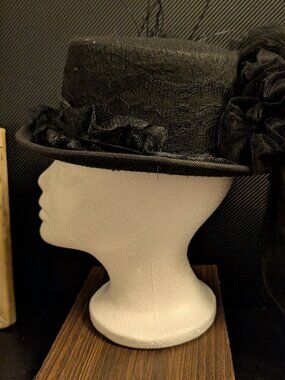 Black Victorian hat with Flower decorations and veil